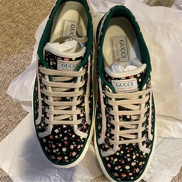 Authentic Gucci 1977 black/peach floral sneakers womens sz 39 - Picture 6 of 15